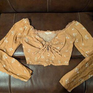 Pretty Floral Print Light Brown LA HEARTS Long Sleeve Crop Top Blouse. Size S.